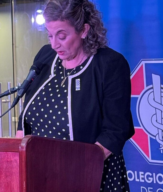 Carolina Chahín Ananía, Premio a la Médica Destacada 2025